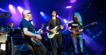 “G3”: Joe Satriani, Steve Vai, The Aristocrats, 13.07.16, Bonn, Brückenforum
