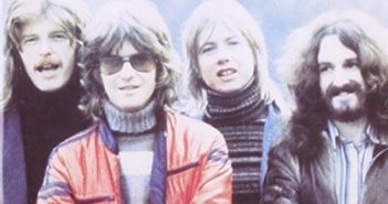 Barclay James Harvest – Everyone Is Everybody Else (Reissue)