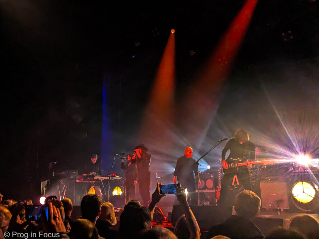 Archive, 03.02.25, Esch-Uelzecht (LU), Rockhal Club