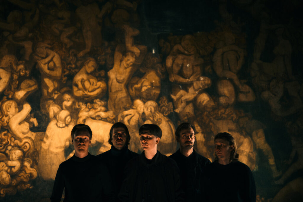 AVKRVST - Waving At The Sky (InsideOut Music/Sony Music, 13.06.2025)