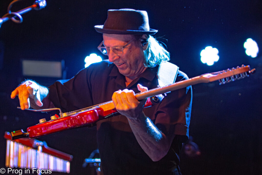 Jerry Harrison & Adrian Belew, 22.03.25, Lëtzebuerg (LU), Den Atelier