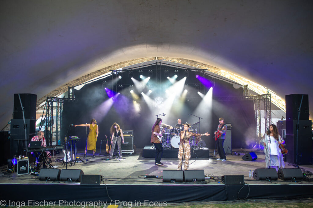 Solstice, Midsummer Prog Festival 2025, Tag 1, 23.05.25, Maastricht (NL), Richie Backfireplein