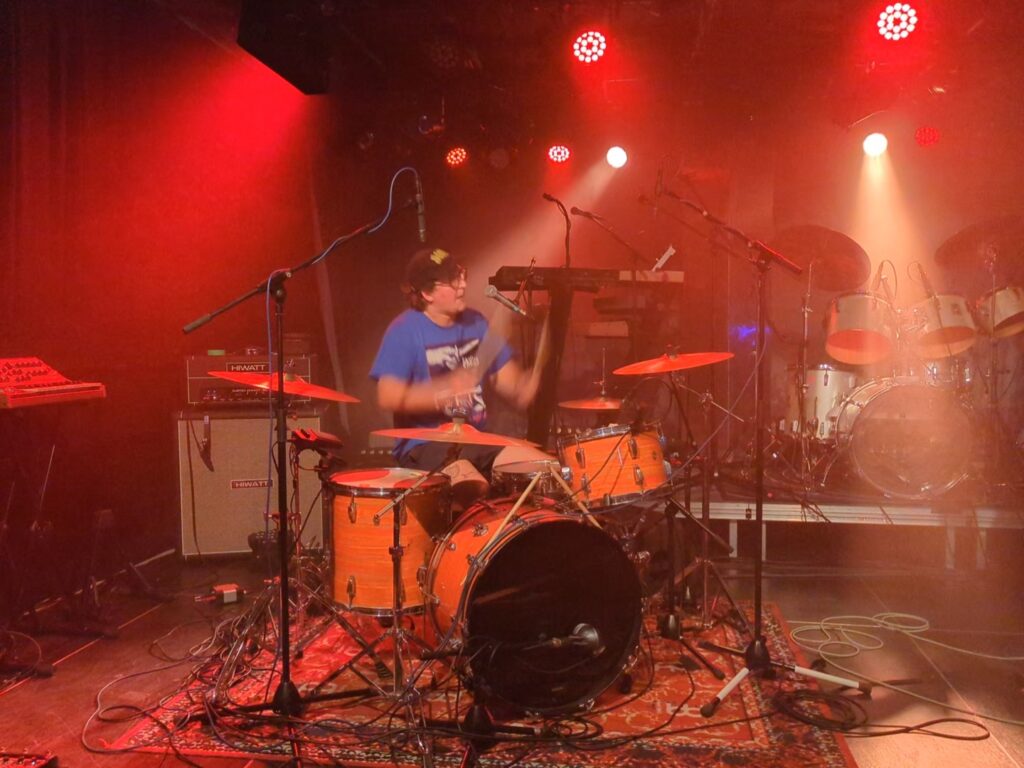 Hällas, Earth Tongue, 20.03.26, Frankfurt am Main, ZOOM Kantine