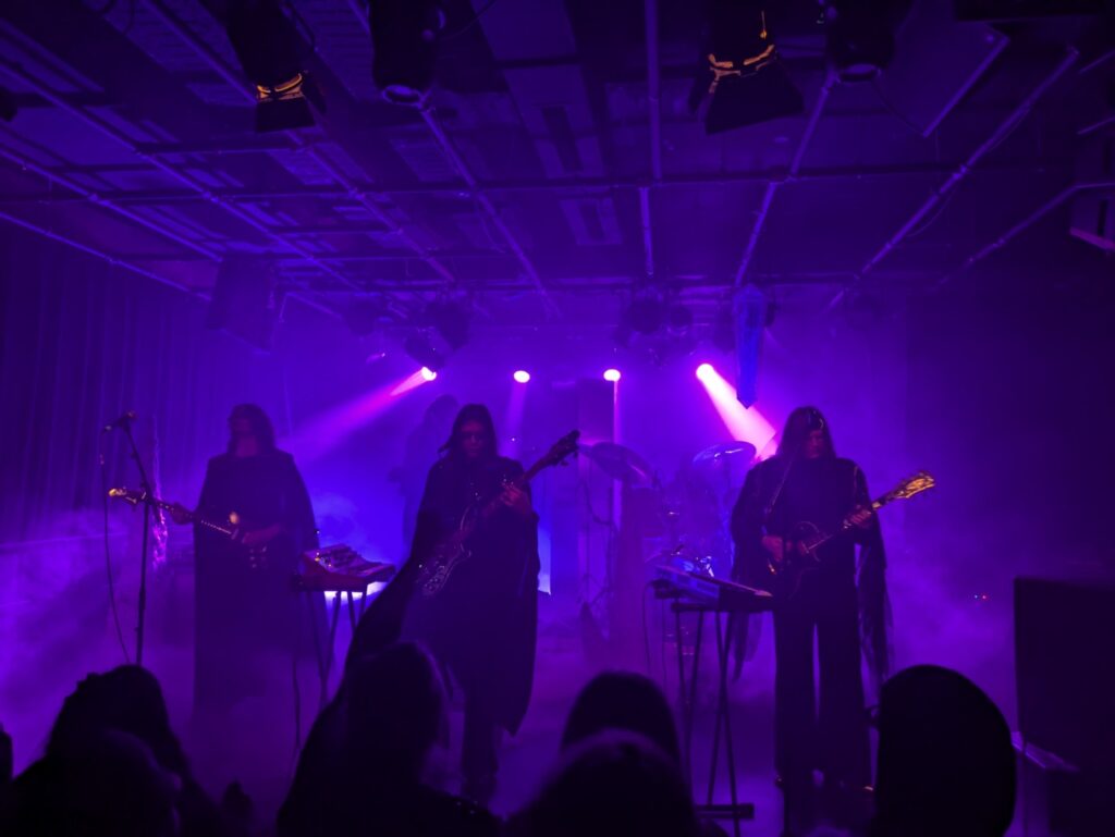 Hällas, Earth Tongue, 20.03.26, Frankfurt am Main, ZOOM Kantine