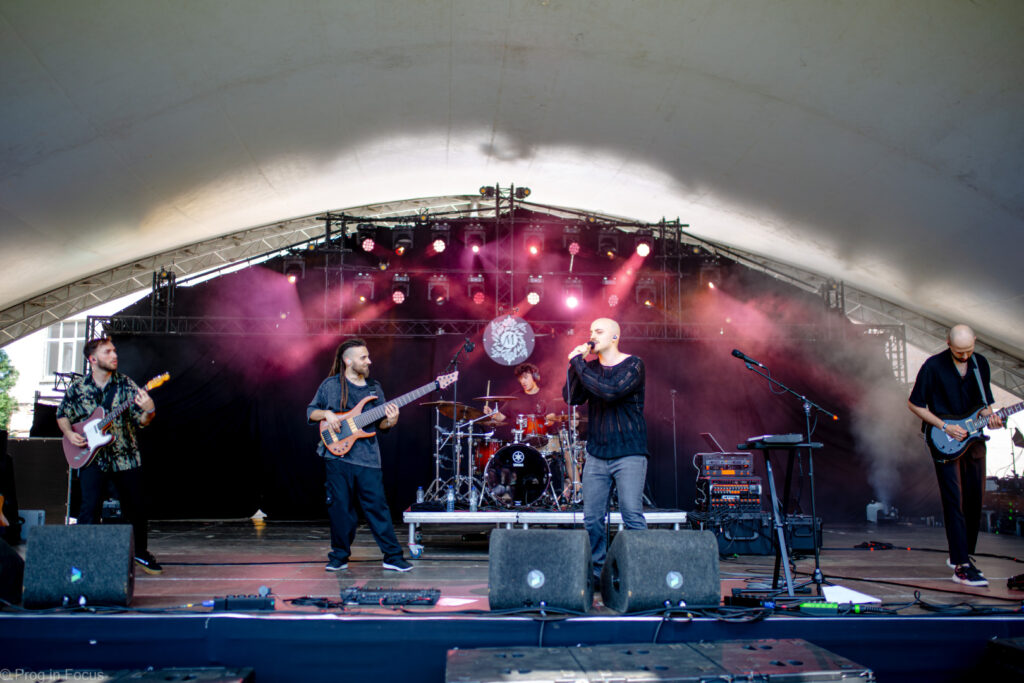 Midsummer Prog Festival 2026, 19.06.-21.06.26, Maastricht (NL), Muziekgieterij, Richie Backfireplein