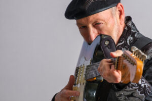 Richard Thompson - Hippies, Thugs and Heroes (New West Records/Bertus; 16.10.2026)